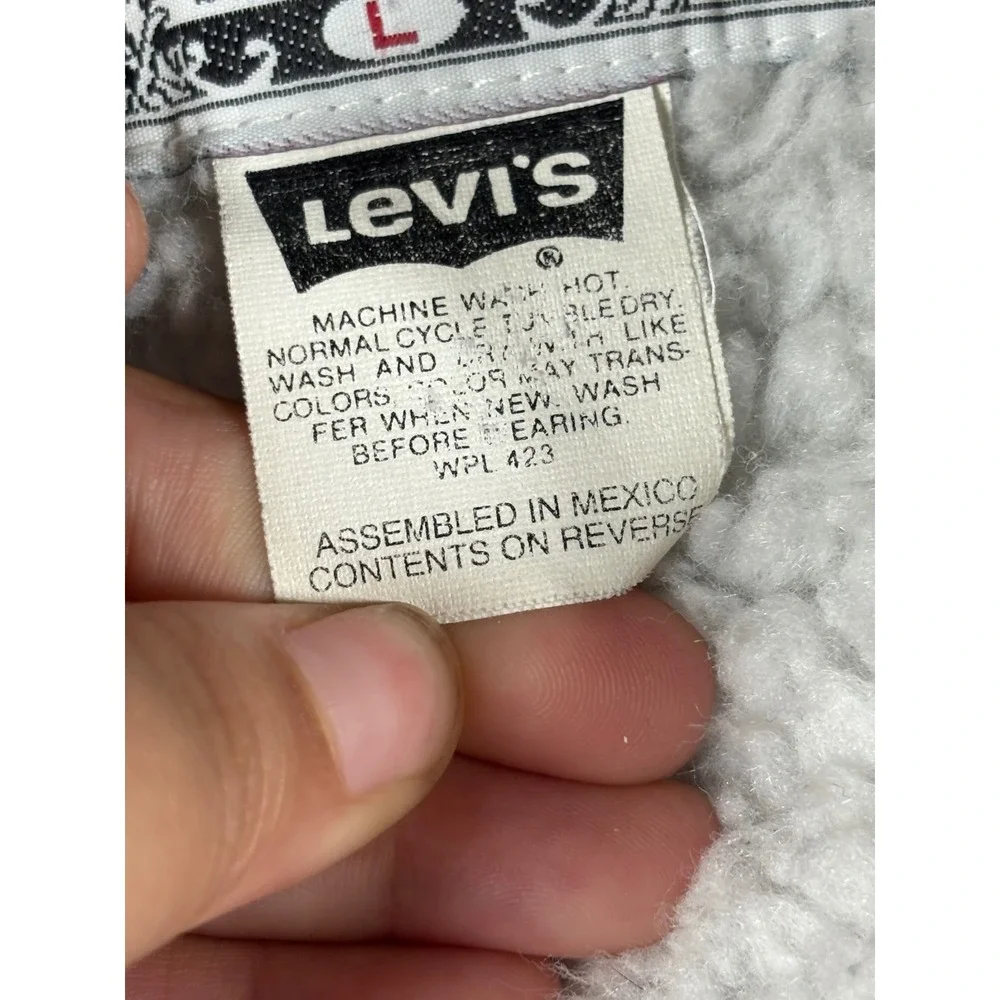 Levis Mens Vintage Sherpa Lined Denim Trucker Jacket 70609-4891 Blue Large - Picture 3 of 10